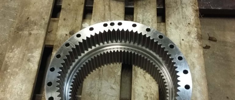 couronne réducteur (genie civil), ring gear (planetary gear)